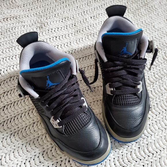 Jordan Shoes - Jordan 4's